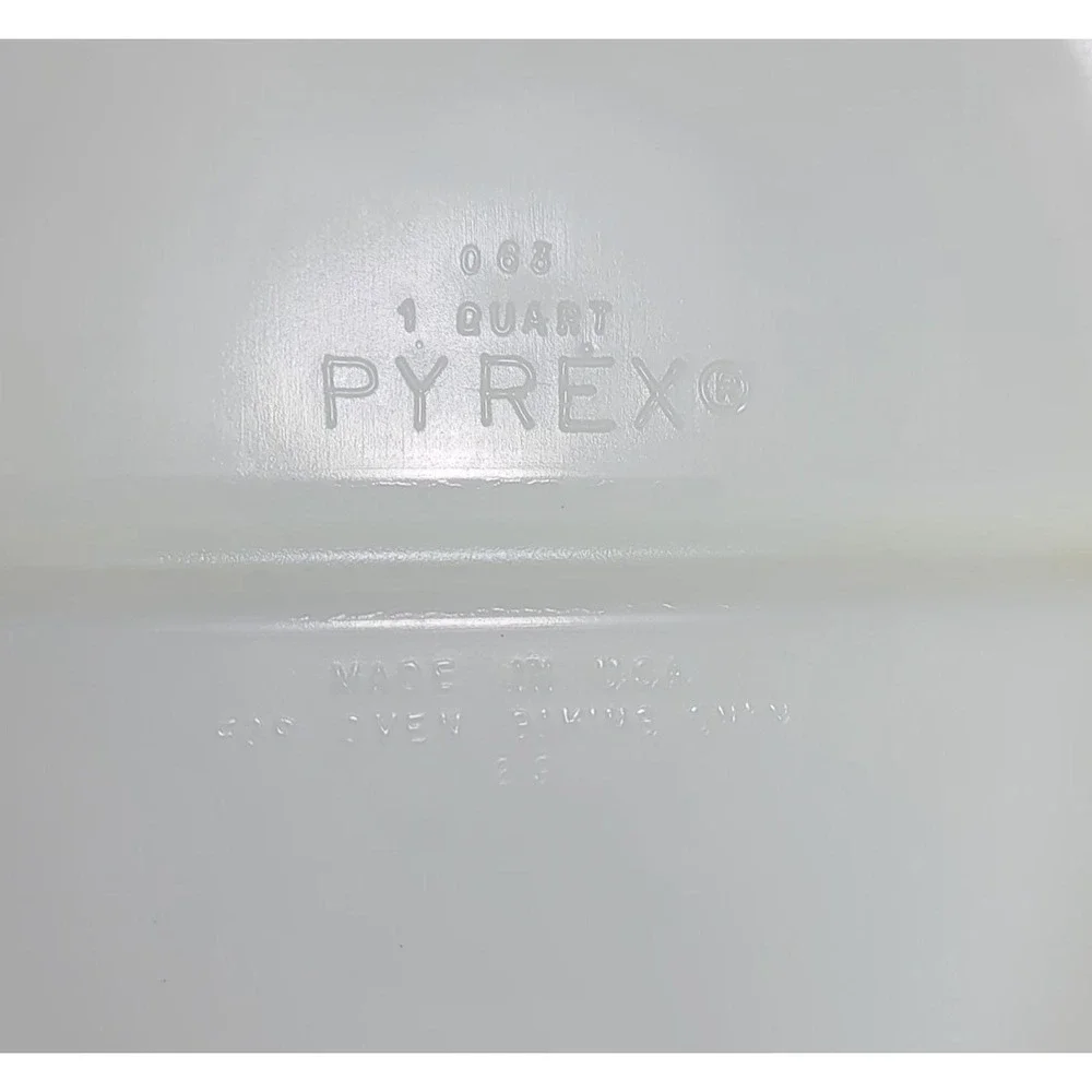 Vintage Pyrex Butterfly Gold 1 Quart Divided Dish Ovenware With Lid #063